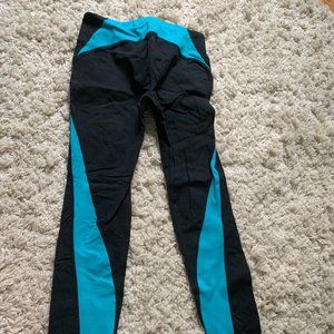 gapfit black leggings with blue stripe